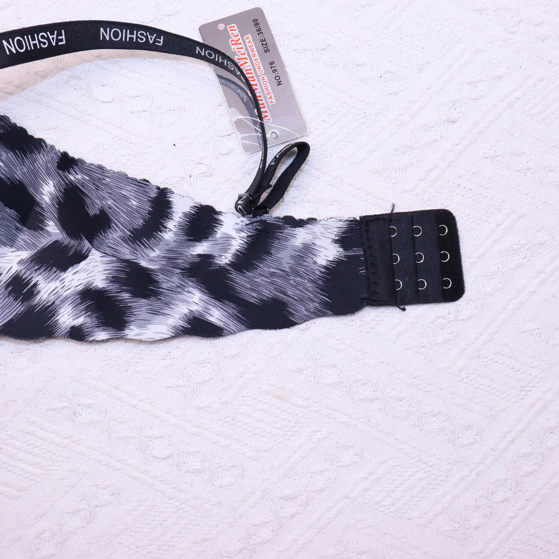 T-Shirt Bra Leopard Demi Cup Trendy Straps Fashion Wireless Bra back