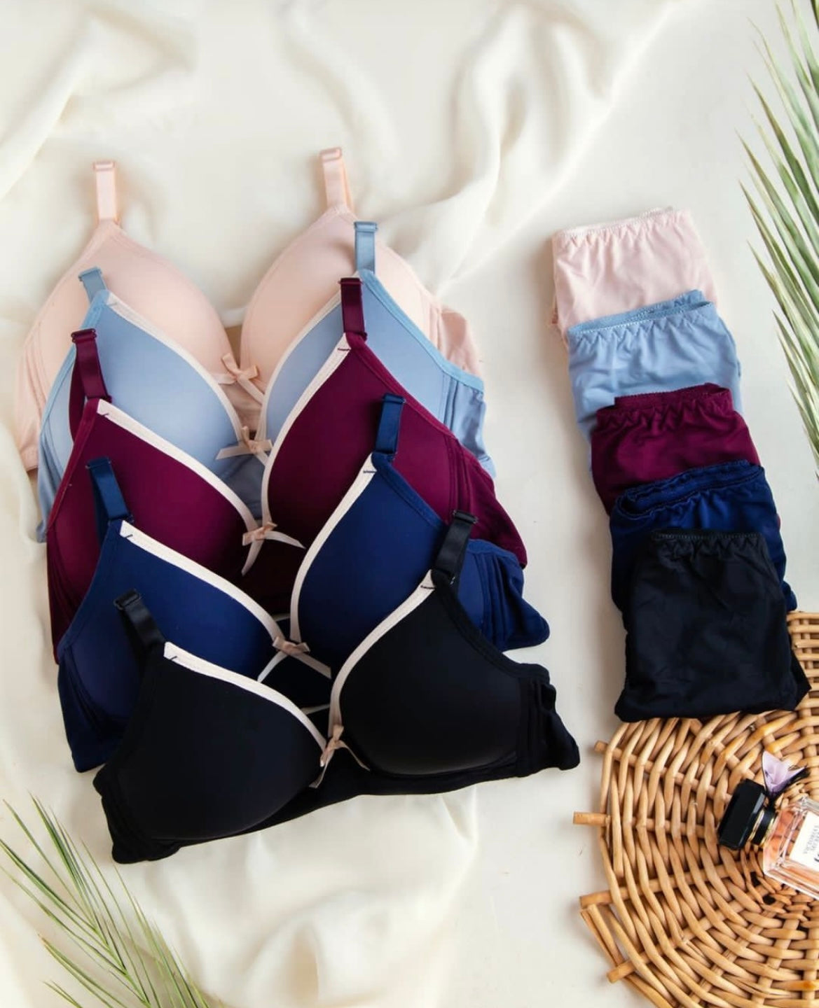 T-Shirt Wireless Soft Padded Bra Panty Set for girls single padded seamless tshirt  bra set – Basic Lingerie