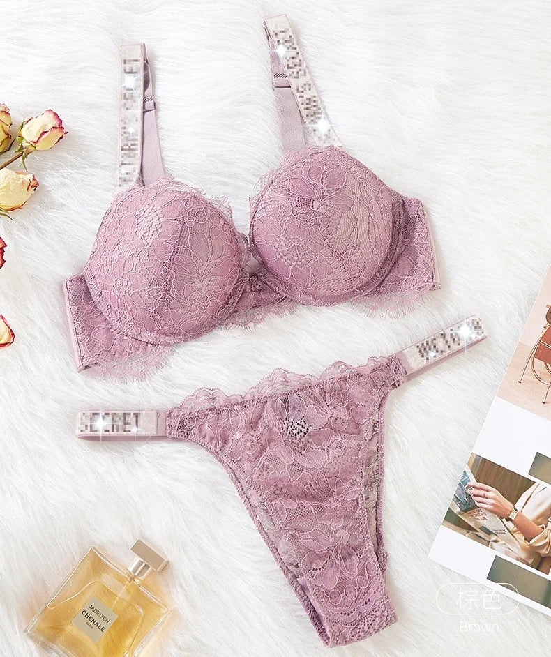 Victoria Secret Lingerie Bra Underwear Set