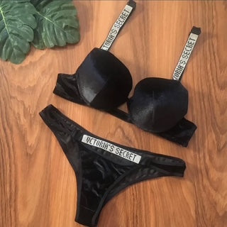 Victoria Secret Lingerie Bra Underwear Set black
