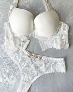 Fancy Diamond Strap Bra Panty Set