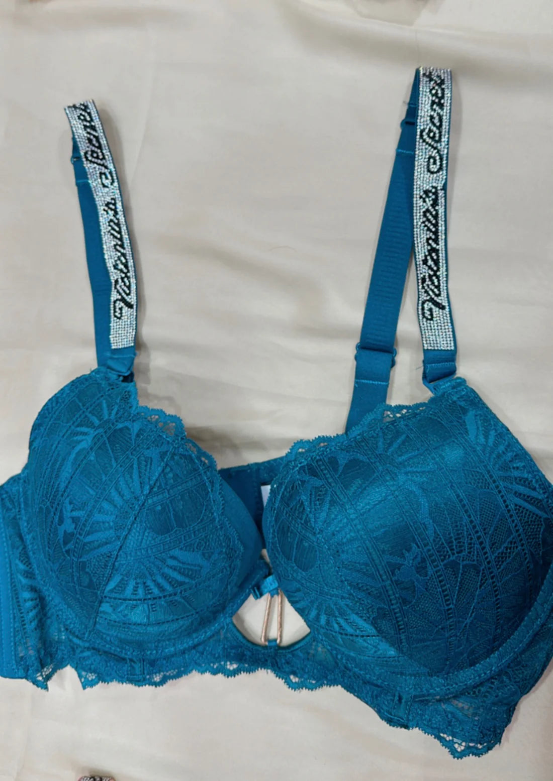 Victoria Secret Lingerie Bra Panty Set with Mid Style