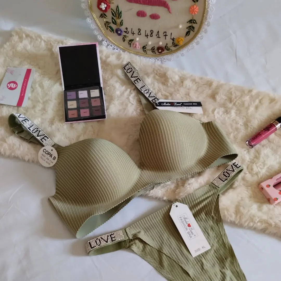 BLS Secret Love Bra Underwear Set
