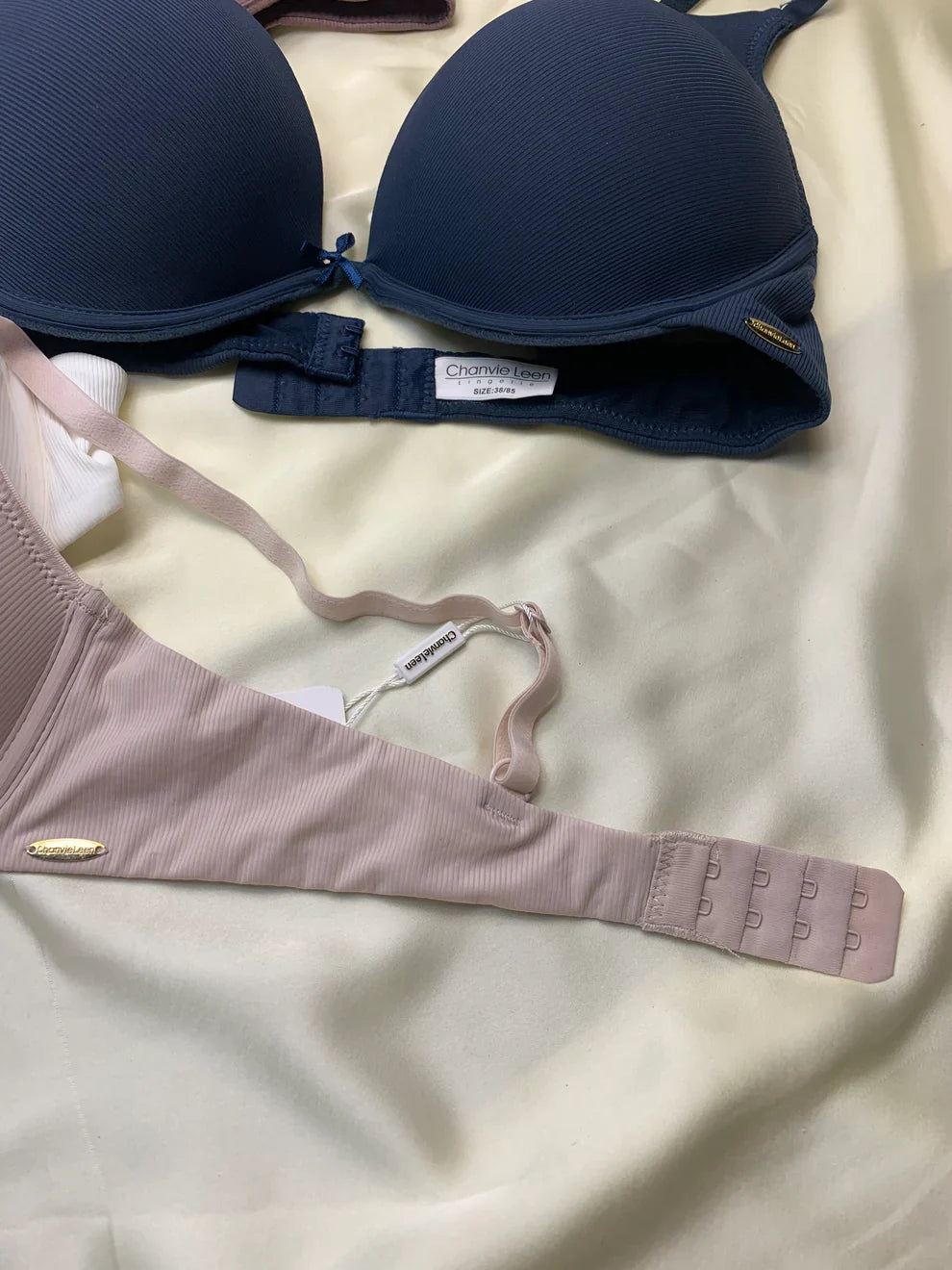T-Shirt Bra Wired Double Padded Seamless Bra